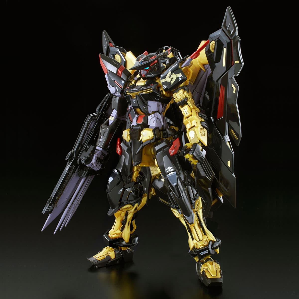 RG GUNDAM ASTRAY GOLD FRAME AMATSU