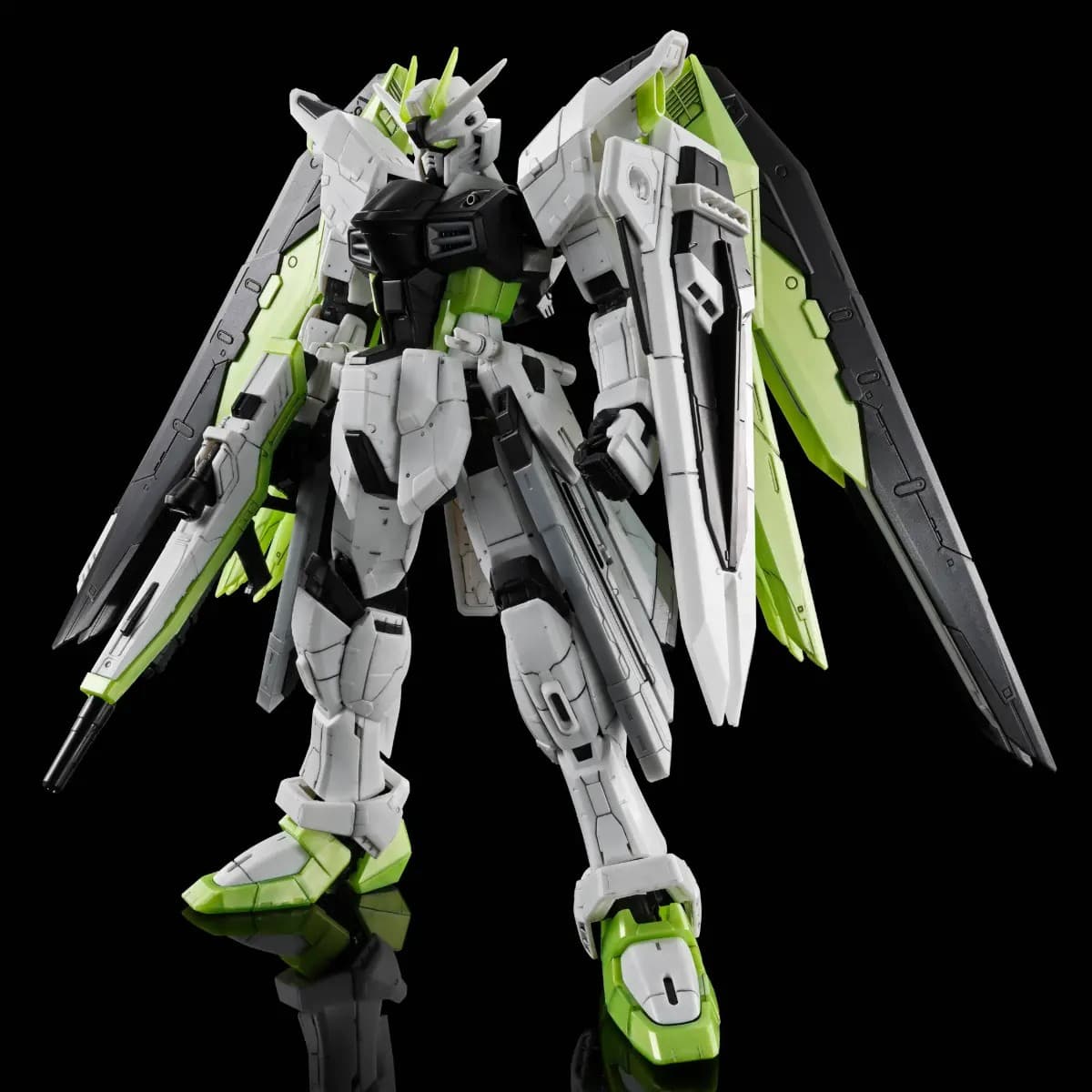 RG 1/144 FREEDOM GUNDAM -APEX LEGENDS™ Crypto Ver-