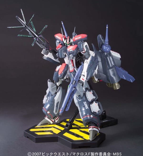 VF-25F Armoredmessiah Valkyrie - Box Art