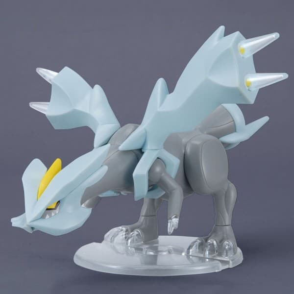 Pokemon Model Kit KYUREM - Box Art