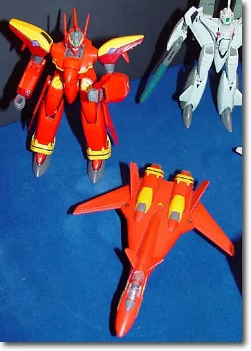 Macross 15th Anniversary VF-19 Fire Valkyrie - Box Art