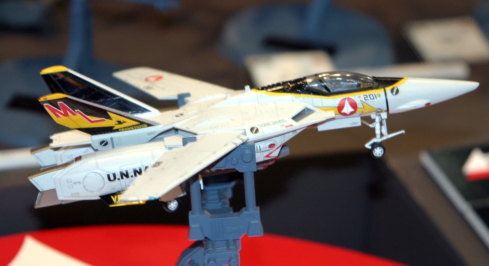 VF-1A Valkyrie "VF-2 Sonicbirds" - Box Art