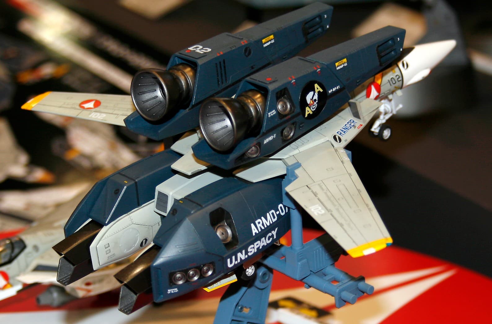 1/72 VF-1J Super/Strike Valkyrie "SVF-41 Black Aces" - Box Art